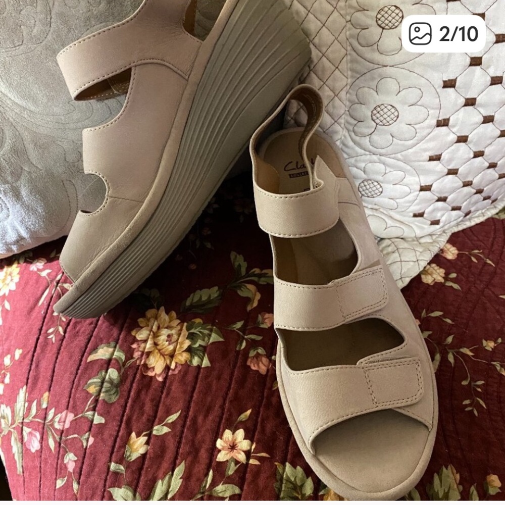 Clarks Women's Cream Wedge Sandals